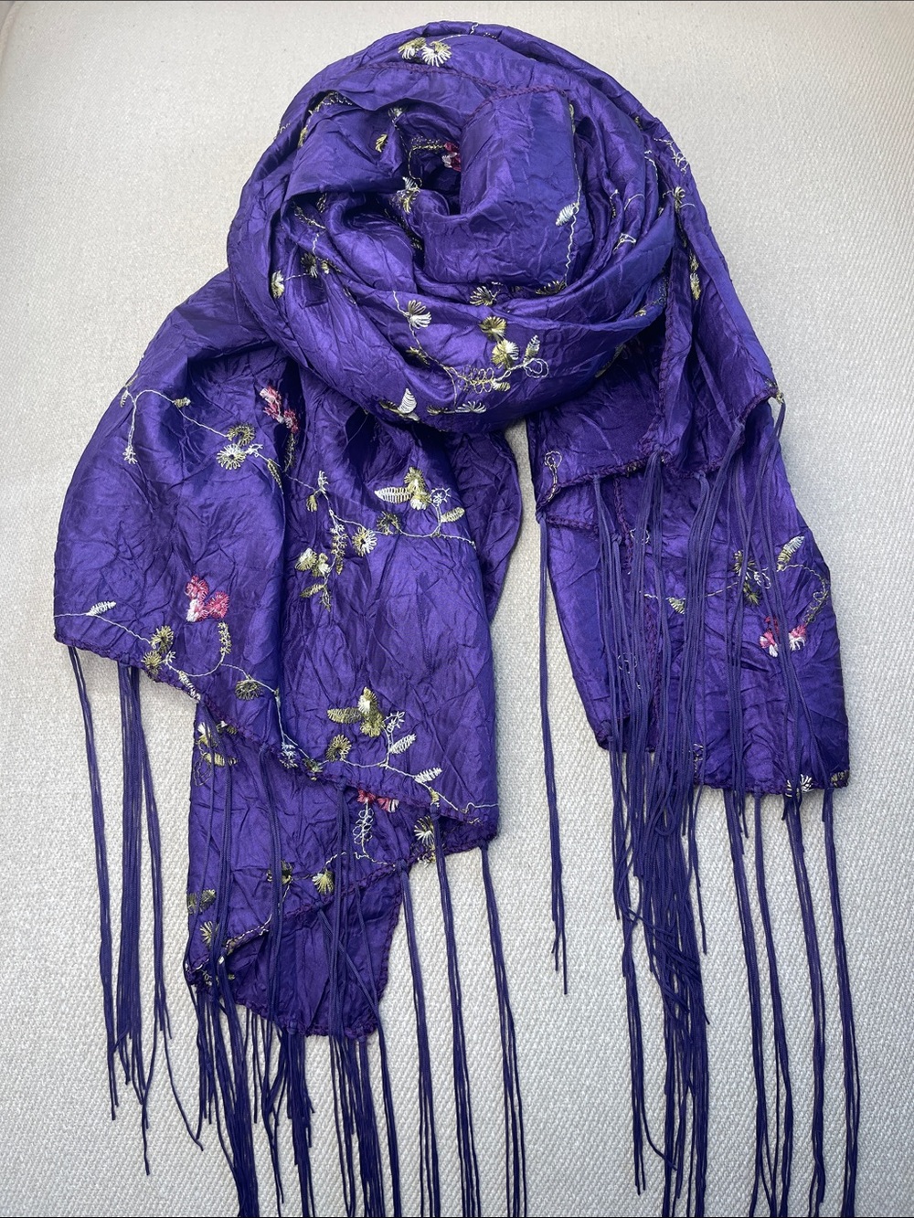 S07. Stunning Tassel Scarf 28 x 60 +7